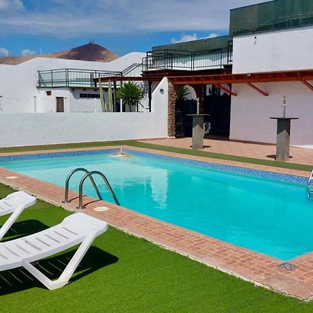 Lanzarote Hostel Арресифе Экстерьер фото