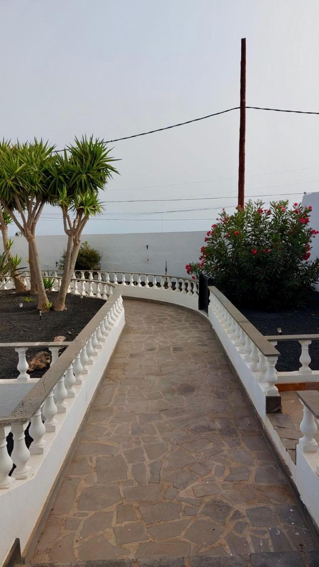 Lanzarote Hostel Арресифе Экстерьер фото